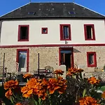 La Roulotte De La Maison Du Bonheur Pensionat *