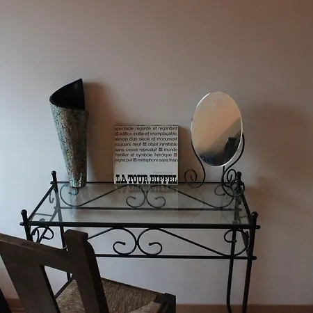 La Roulotte De La Maison Du Bonheur Pensionat