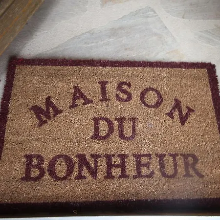 Pensionat La Roulotte De La Maison Du Bonheur