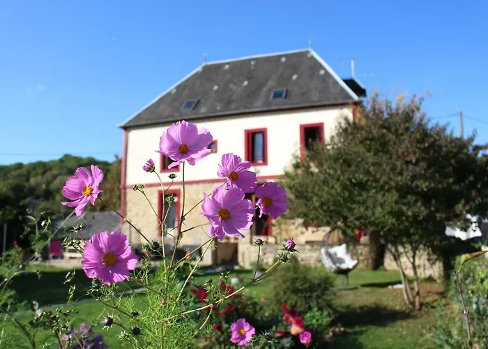 La Roulotte De La Maison Du Bonheur Anlhiac