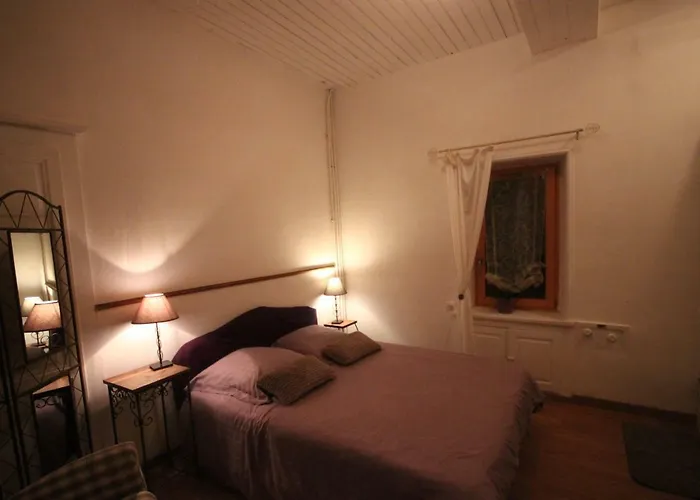 La Roulotte De La Maison Du Bonheur Gasthuis *